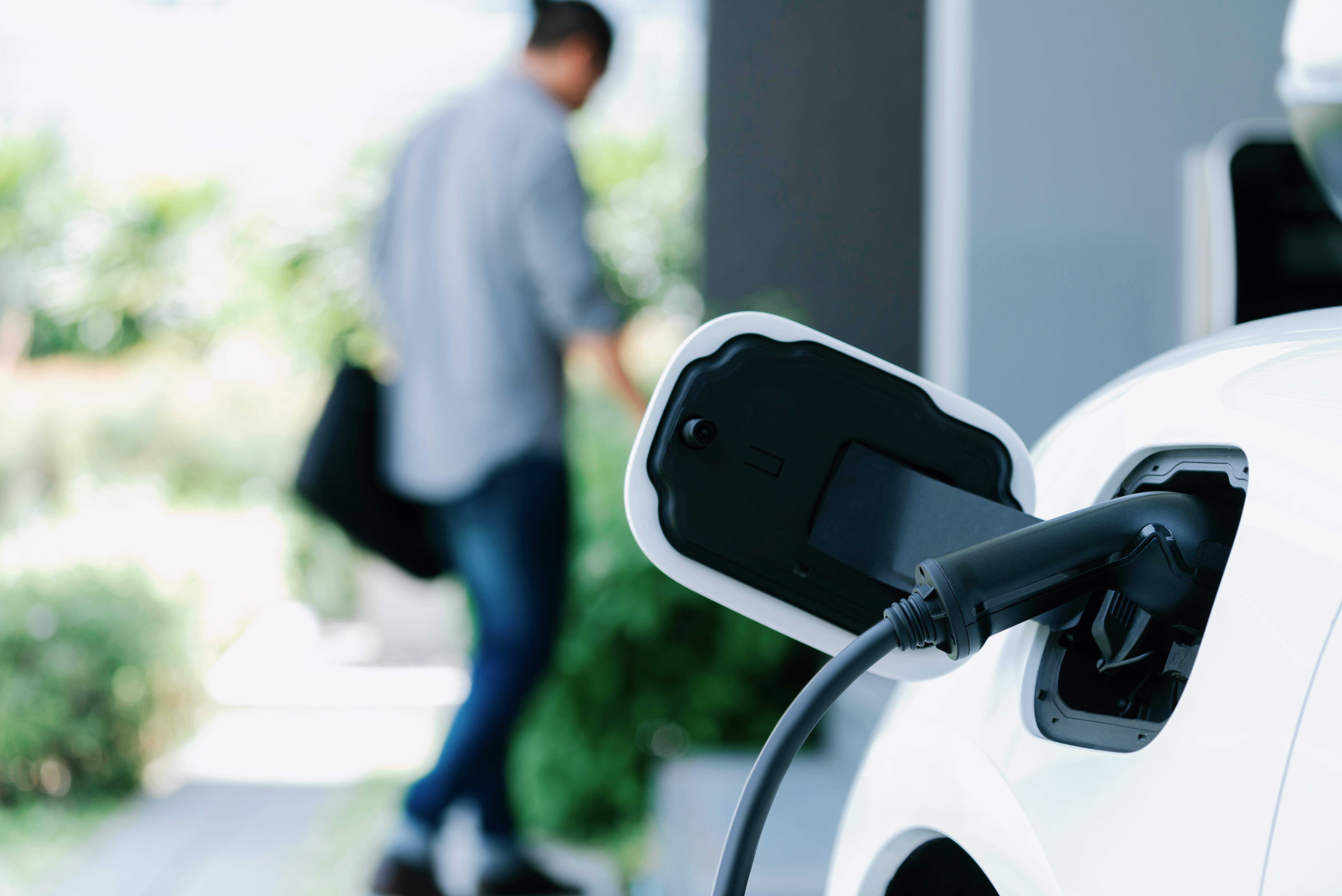 Can My Panel Handle EV Charger Installation? What Homeowners Need to Know